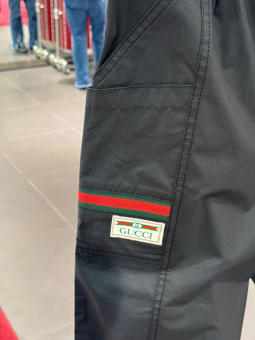GUCCI Trousers side view - Men's luxury Clothes