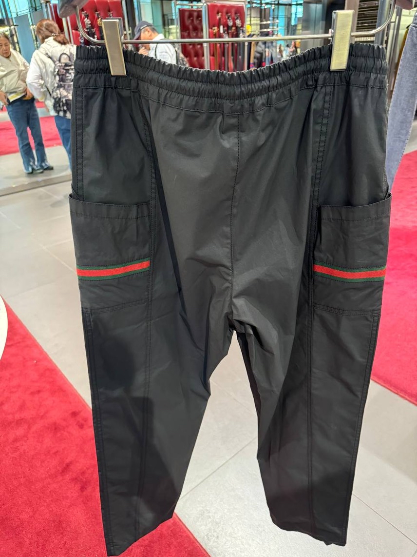 GUCCI Trousers side view - Men's luxury Clothes