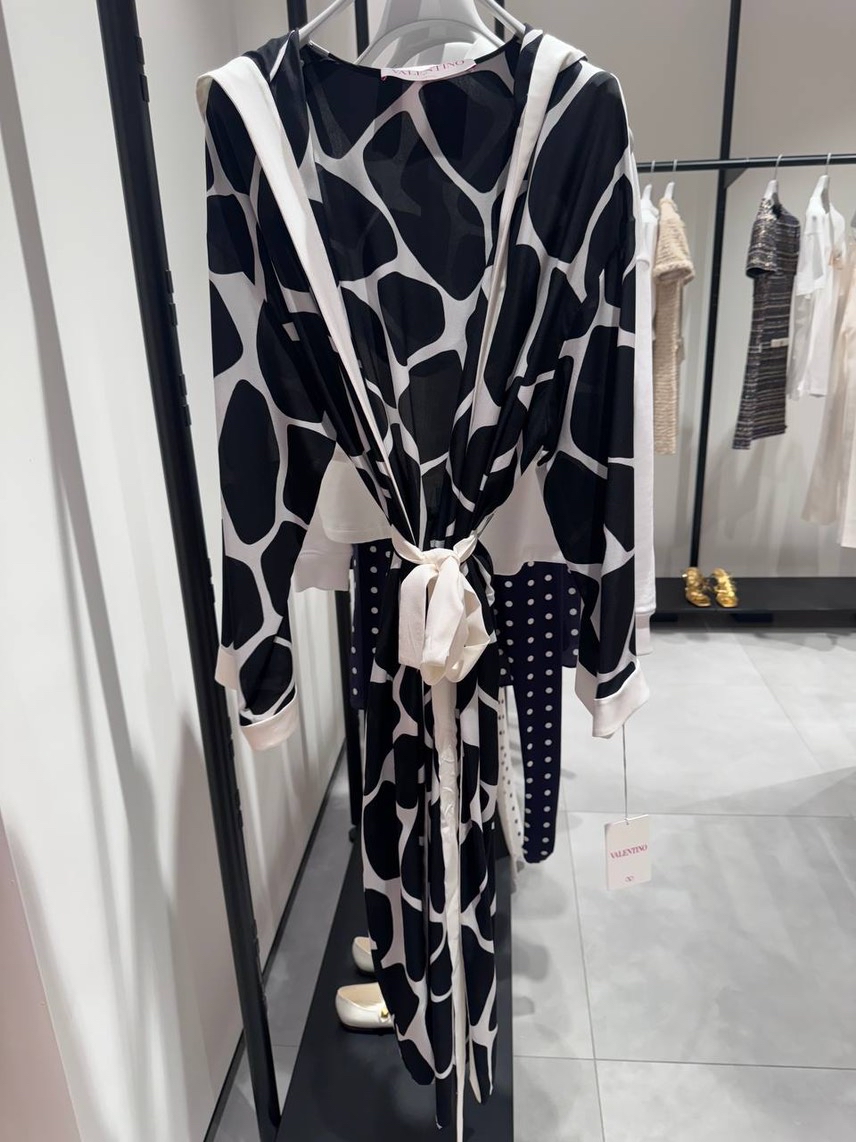 VALENTINO GARAVANI Dresses side view - Women's luxury Clothes