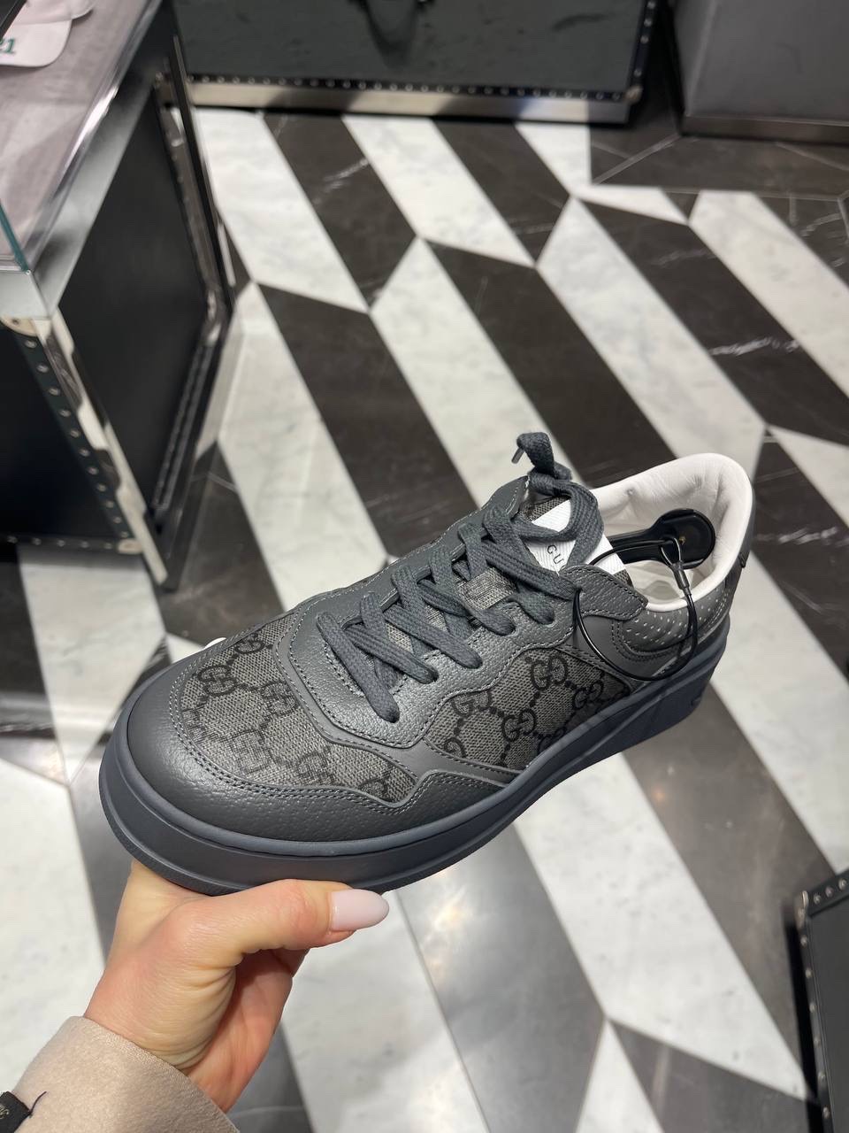 GUCCI Sneakers side view - Men's luxury Shoes