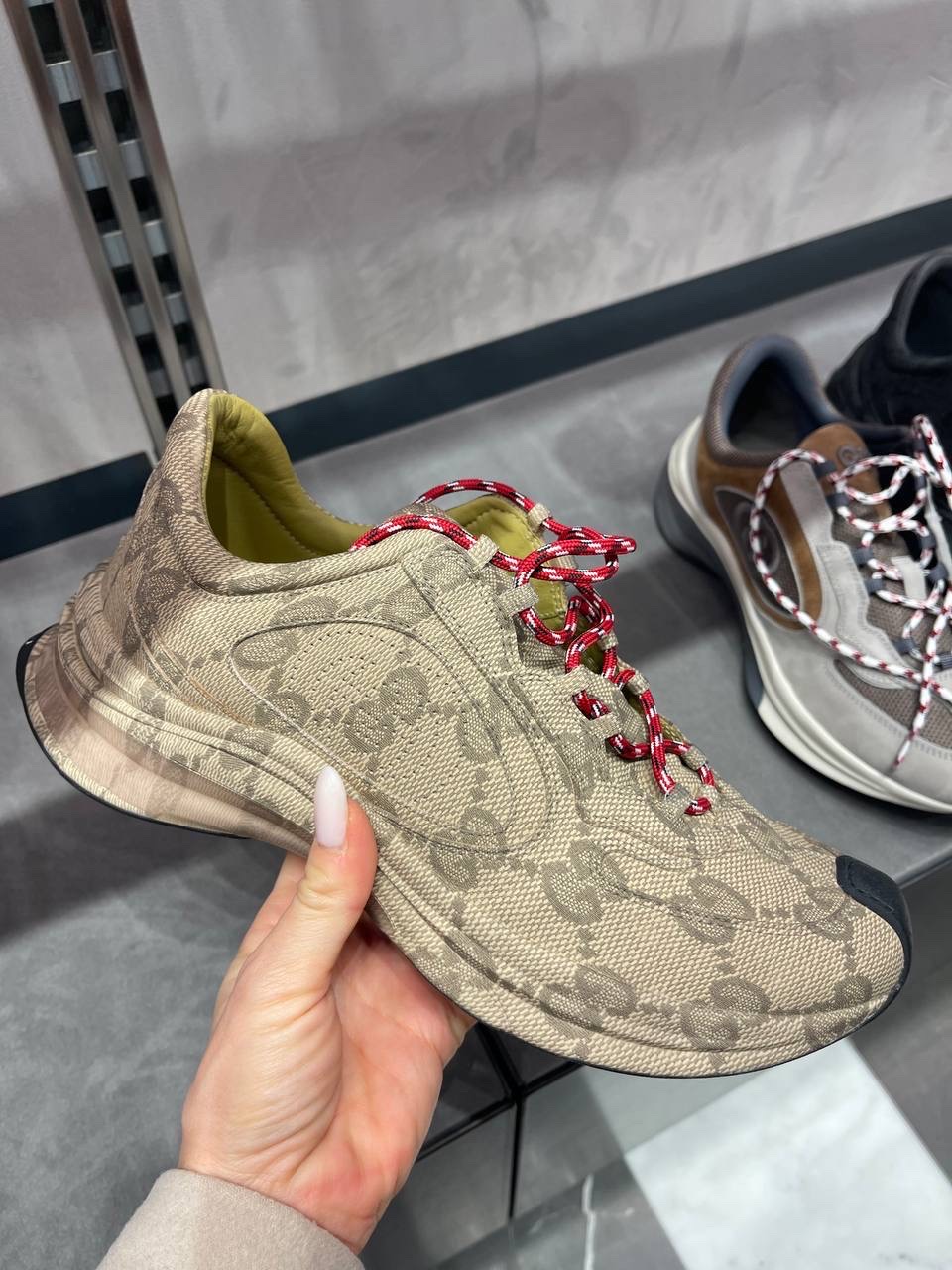 GUCCI Sneakers side view - Men's luxury Shoes