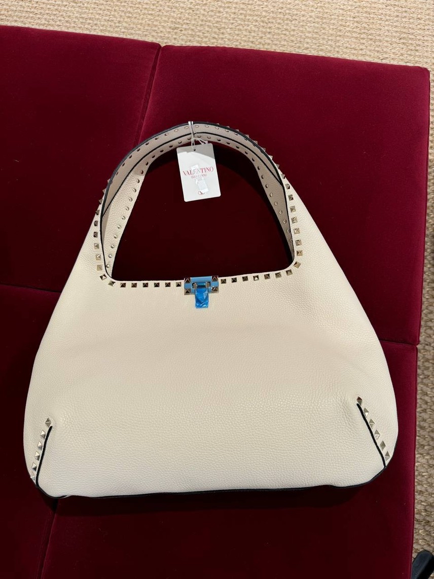 VALENTINO GARAVANI Shoulder bags side view - Women's luxury Bags