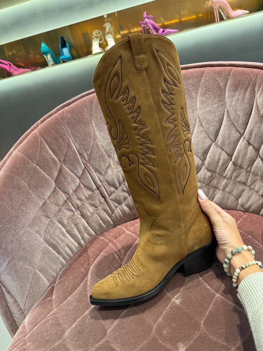 LE SILLA Boots side view - Women's luxury Shoes