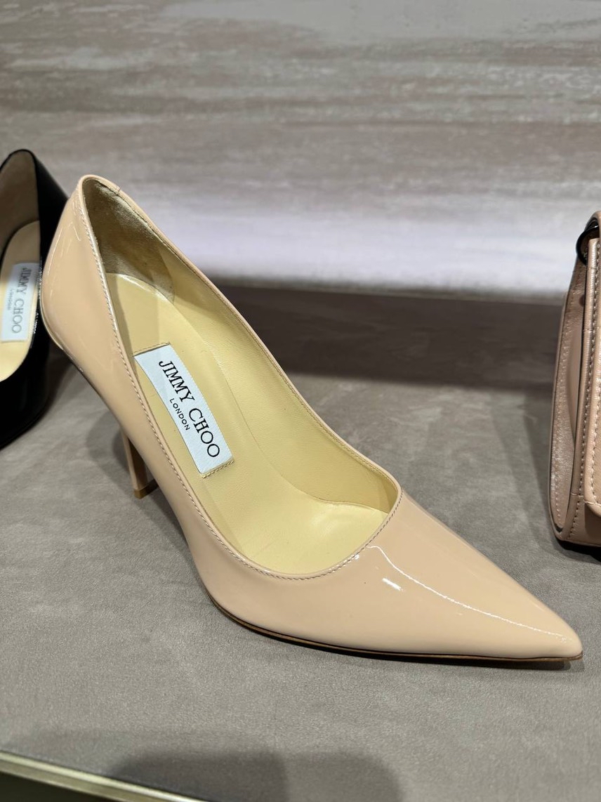 JIMMY CHOO Pumps front view - Women's luxury Shoes