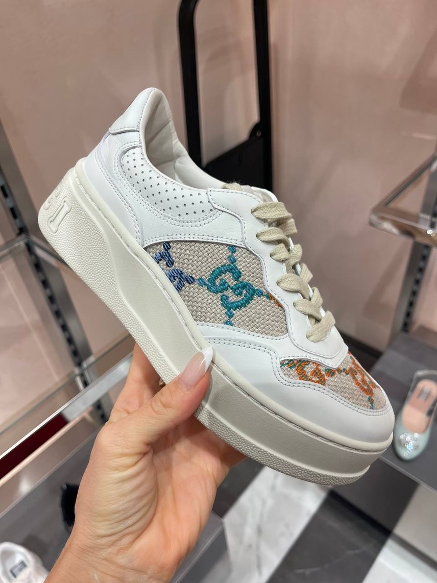 GUCCI Sneakers front view - Women's luxury Shoes