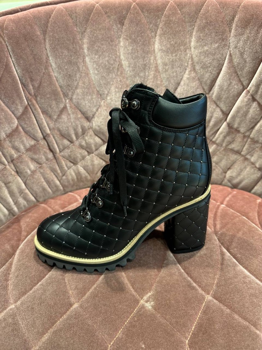 LE SILLA Boots side view - Women's luxury Shoes