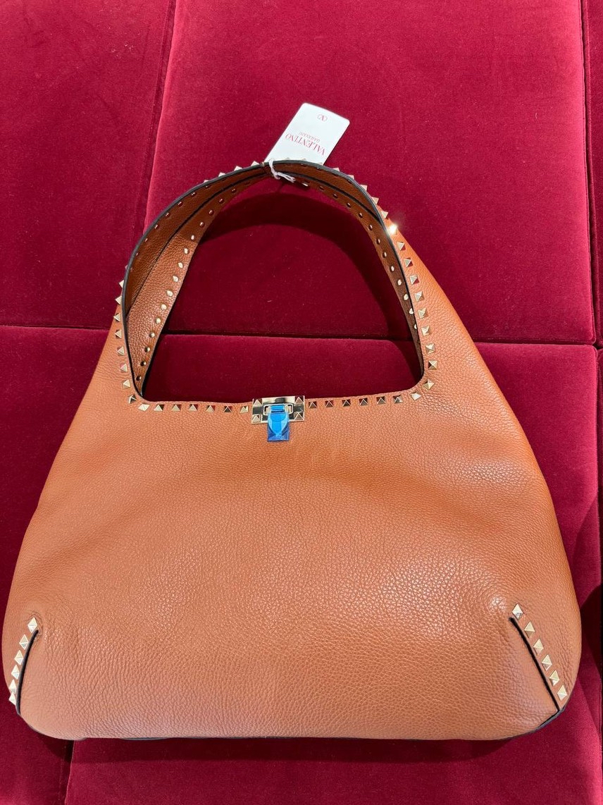 VALENTINO GARAVANI Shoulder bags front view - Women's luxury Bags