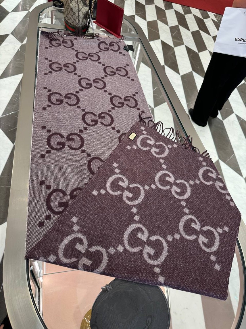 GUCCI Scarves front view - Women's luxury Accessories