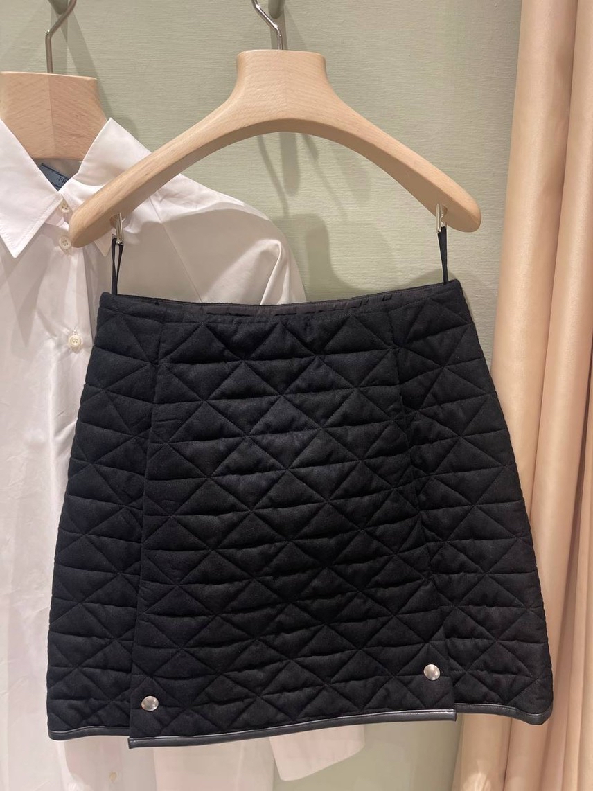 PRADA Skirts side view - Women's luxury Clothes