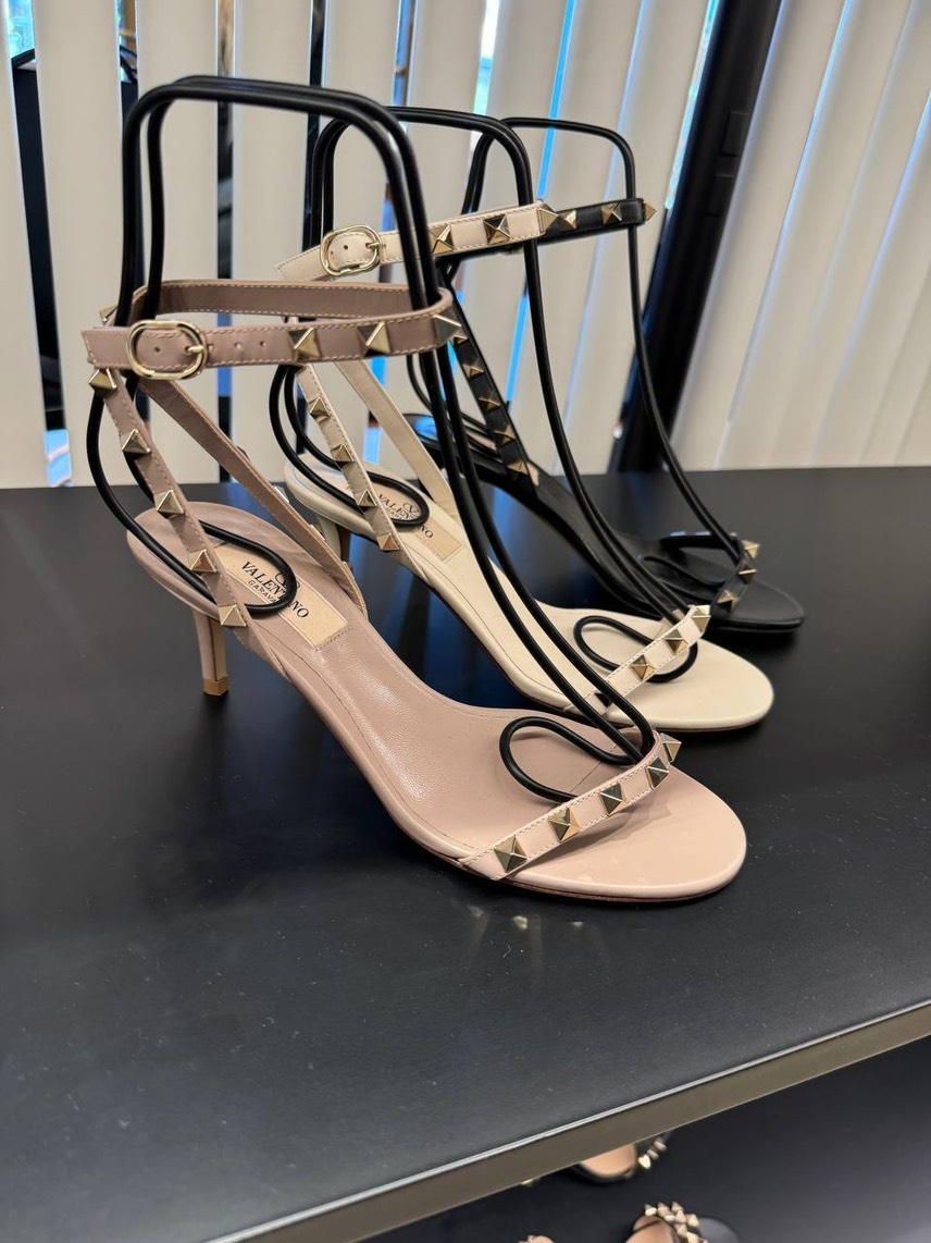 VALENTINO GARAVANI Sandals side view - Women's luxury Shoes