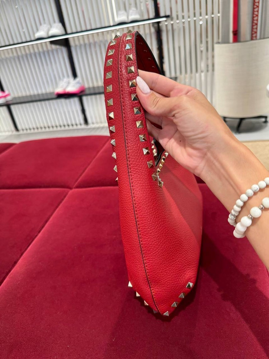 VALENTINO GARAVANI Shoulder bags side view - Women's luxury Bags