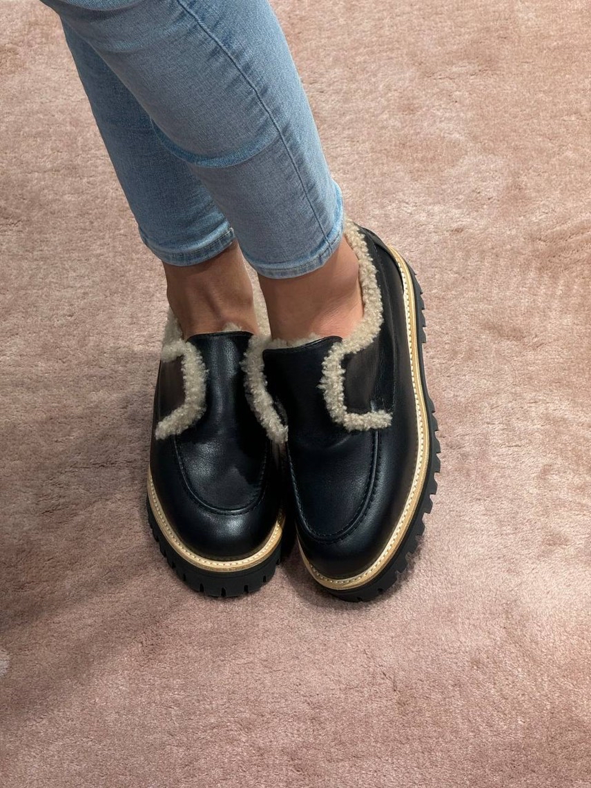 LE SILLA Loafers side view - Women's luxury Shoes
