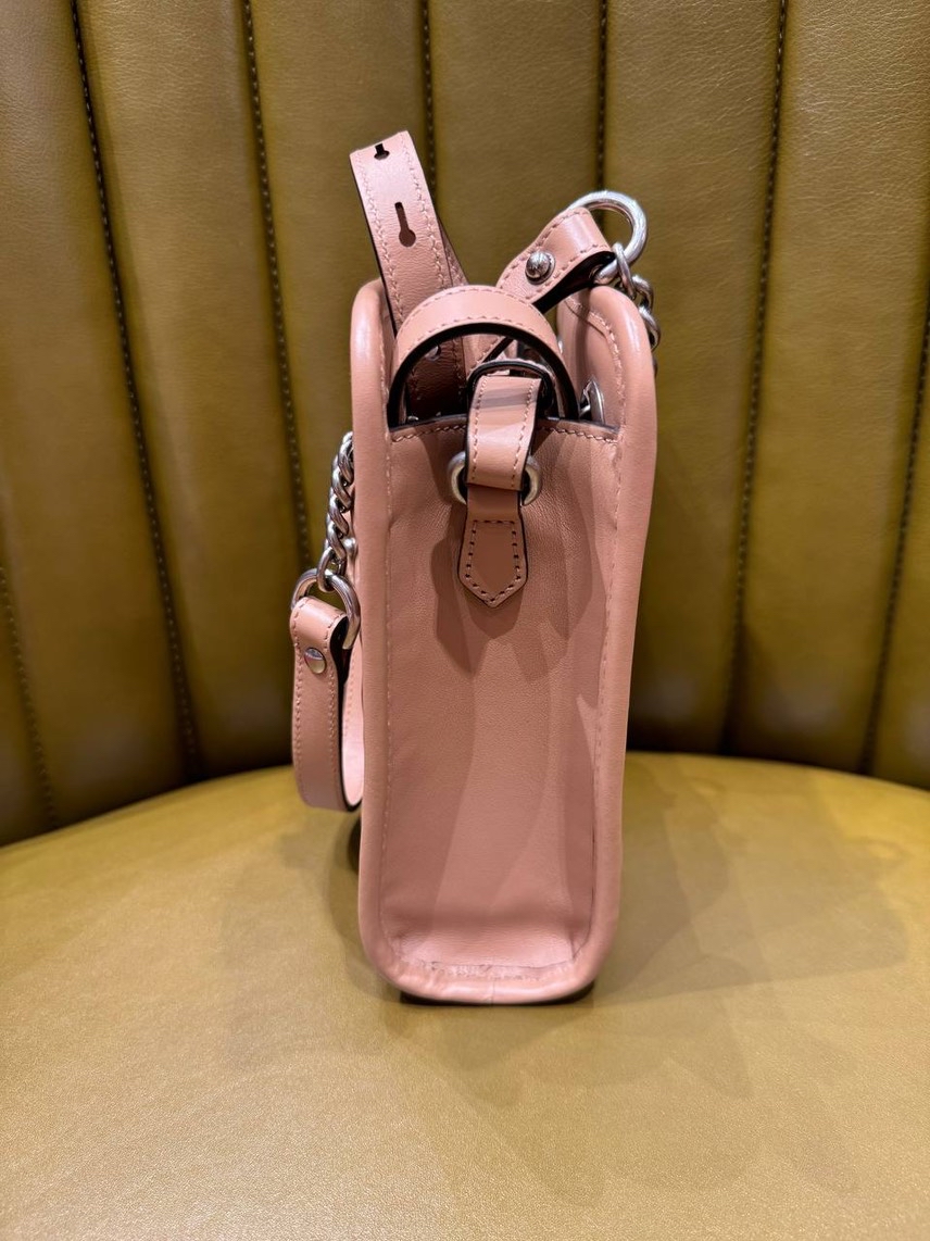GUCCI Crossbody bags side view - Women's luxury Bags
