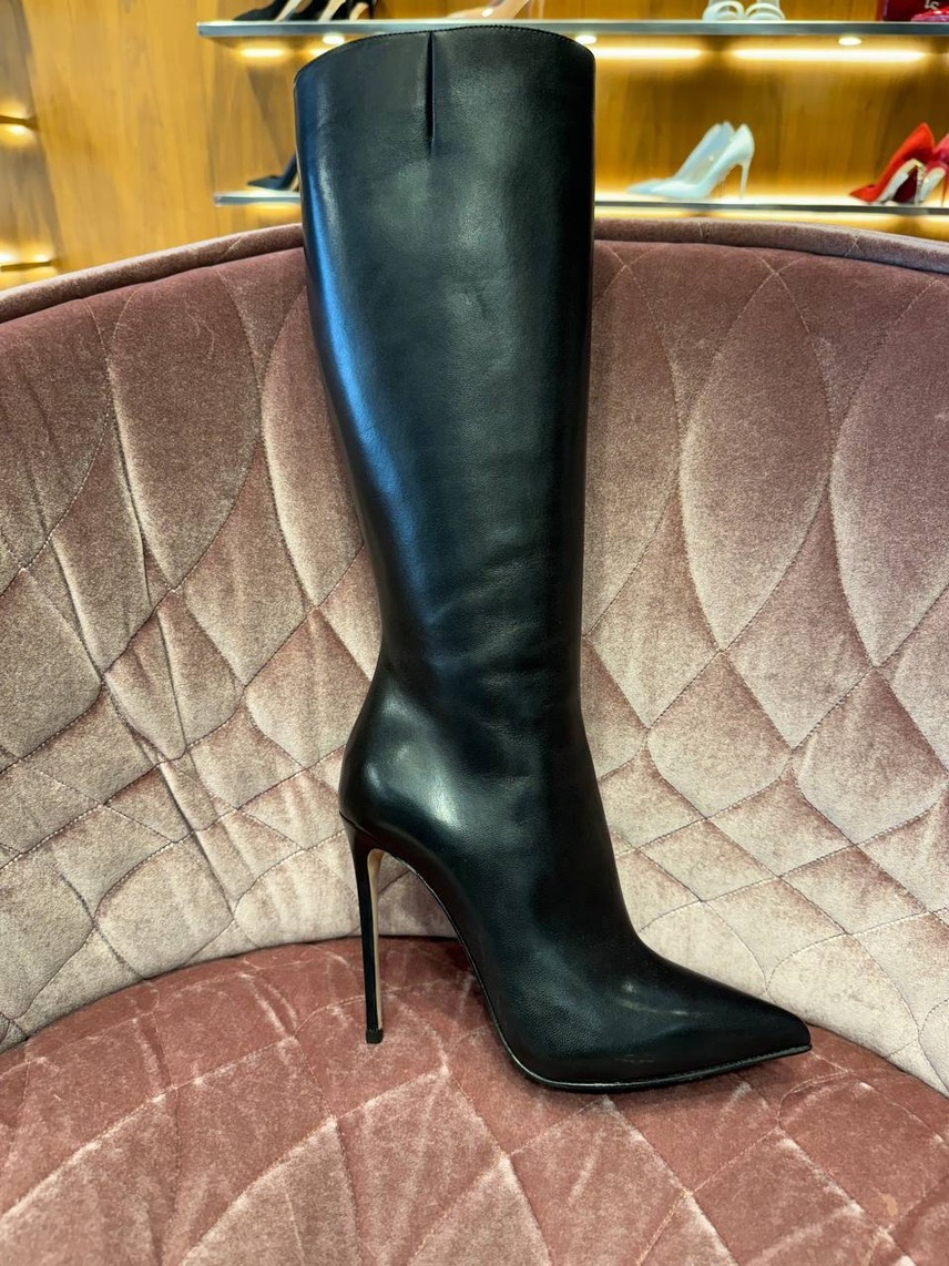 LE SILLA Boots front view - Women's luxury Shoes