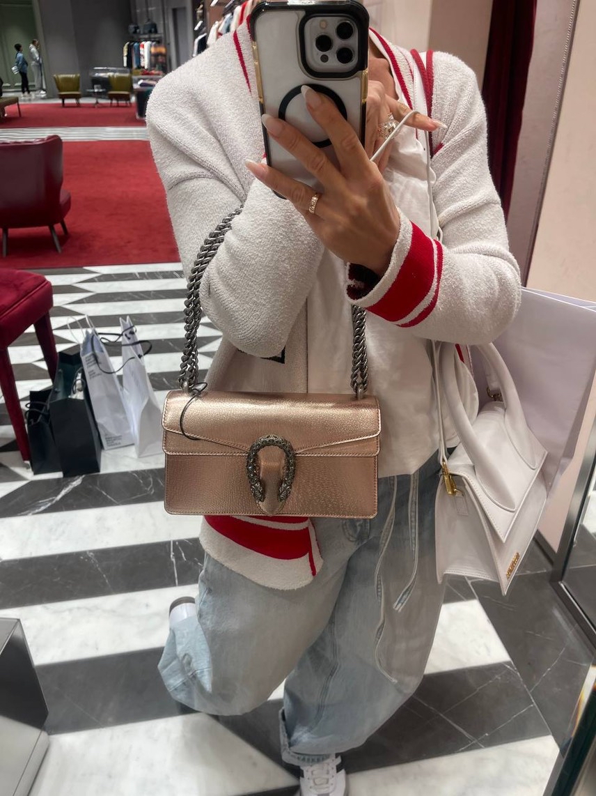 GUCCI Shoulder bags side view - Women's luxury Bags