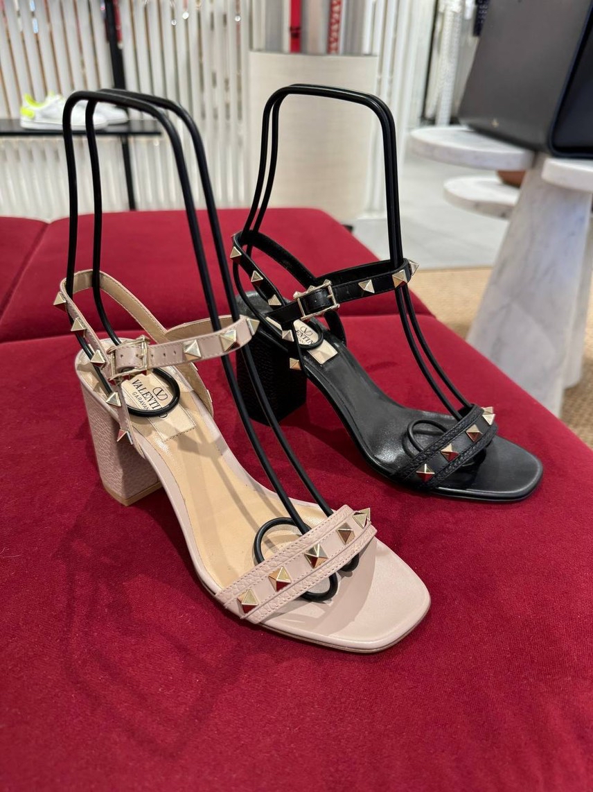 VALENTINO GARAVANI Sandals side view - Women's luxury Shoes