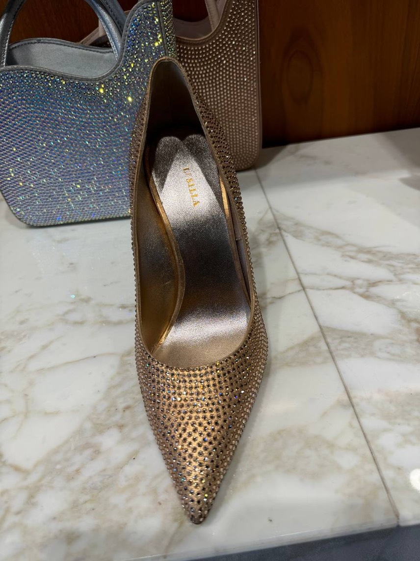LE SILLA Pumps side view - Women's luxury Shoes