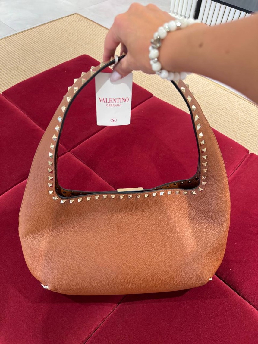 VALENTINO GARAVANI Shoulder bags side view - Women's luxury Bags
