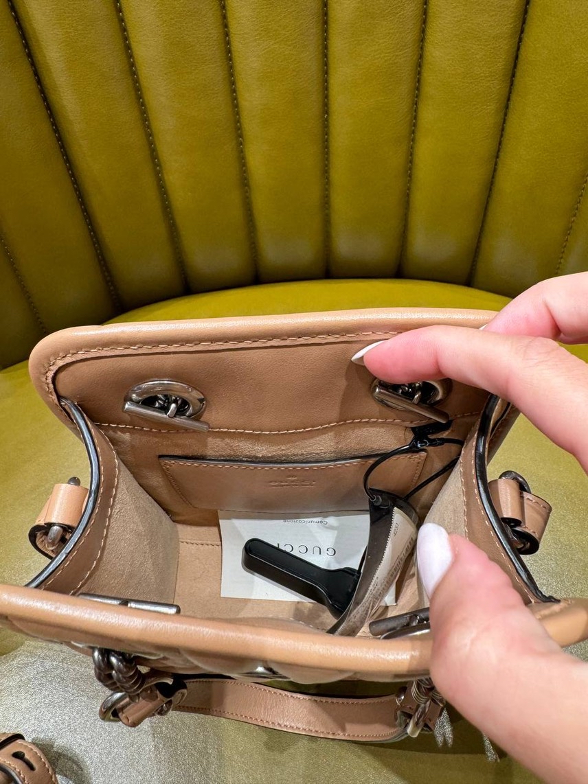 GUCCI Crossbody bags side view - Women's luxury Bags