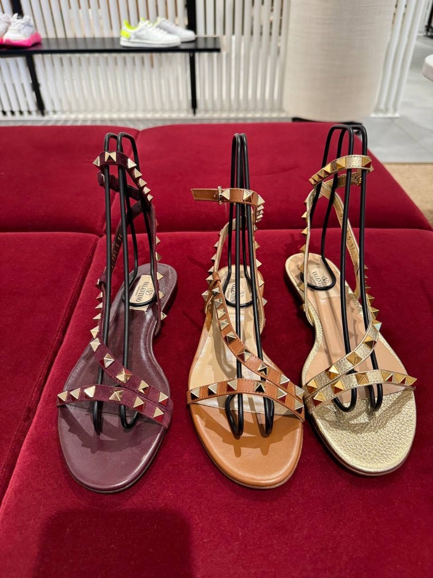 VALENTINO GARAVANI Sandals side view - Women's luxury Shoes