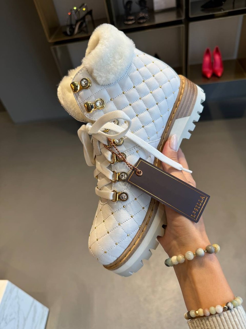 LE SILLA Boots side view - Women's luxury Shoes