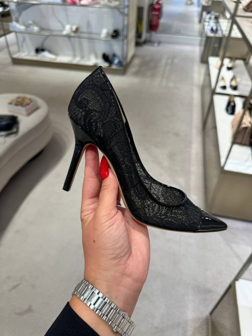 JIMMY CHOO Pumps side view - Women's luxury Shoes