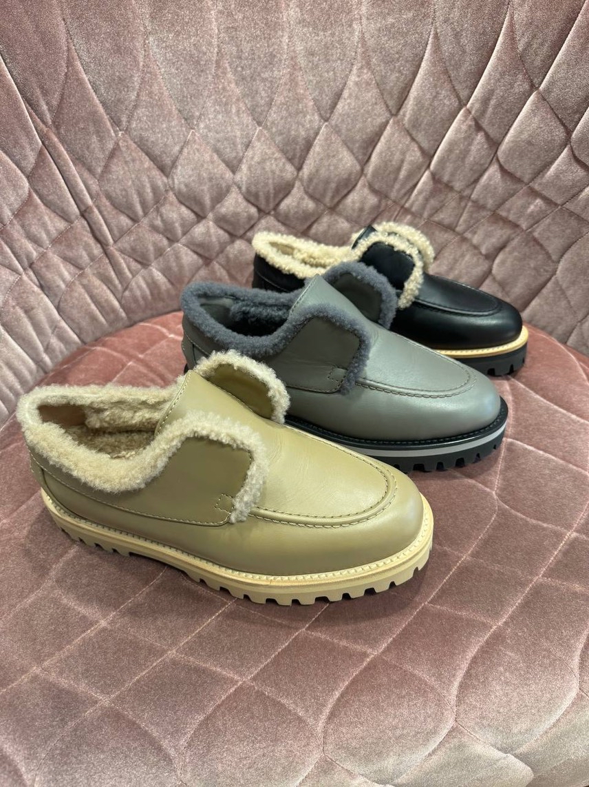 LE SILLA Loafers side view - Women's luxury Shoes