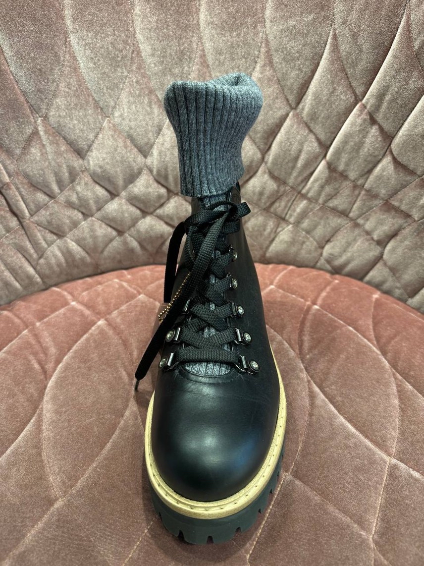 LE SILLA Boots side view - Women's luxury Shoes