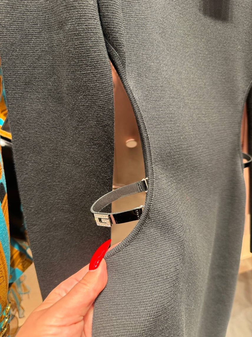 GUCCI Dresses side view - Women's luxury Clothes