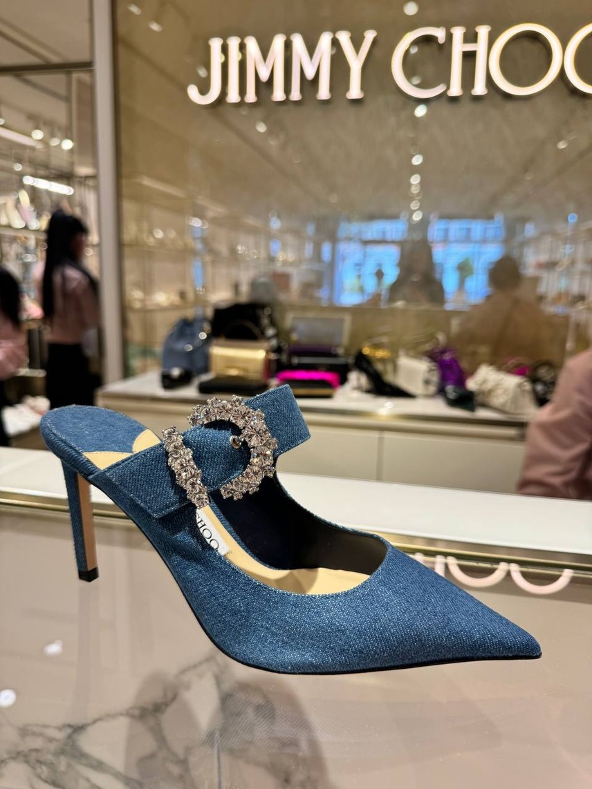 JIMMY CHOO Sandals side view - Women's luxury Shoes