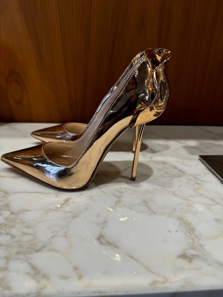 LE SILLA Pumps side view - Women's luxury Shoes