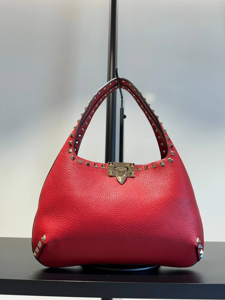 VALENTINO GARAVANI Shoulder bags front view - Women's luxury Bags