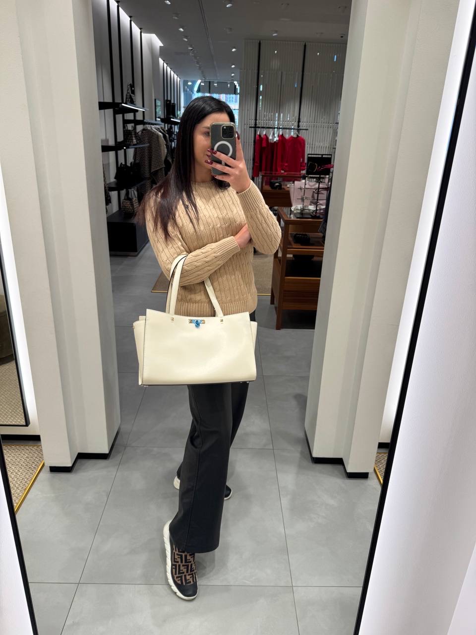 VALENTINO GARAVANI Shoulder bags side view - Women luxury Bags