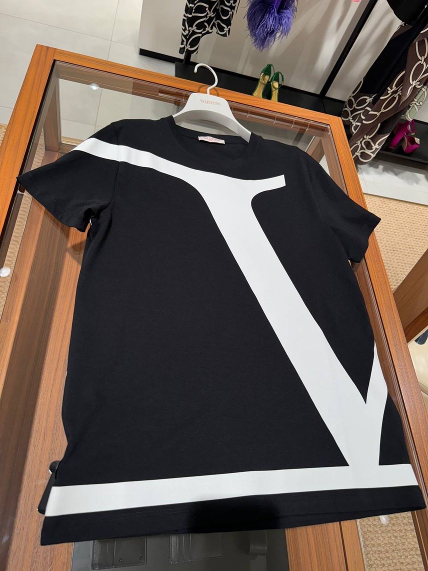 VALENTINO GARAVANI T-shirt and Polo side view - Men's luxury Clothes
