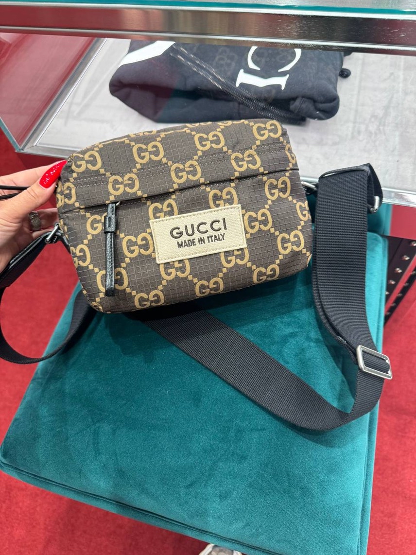GUCCI Crossbody bags side view - Men's luxury Bags