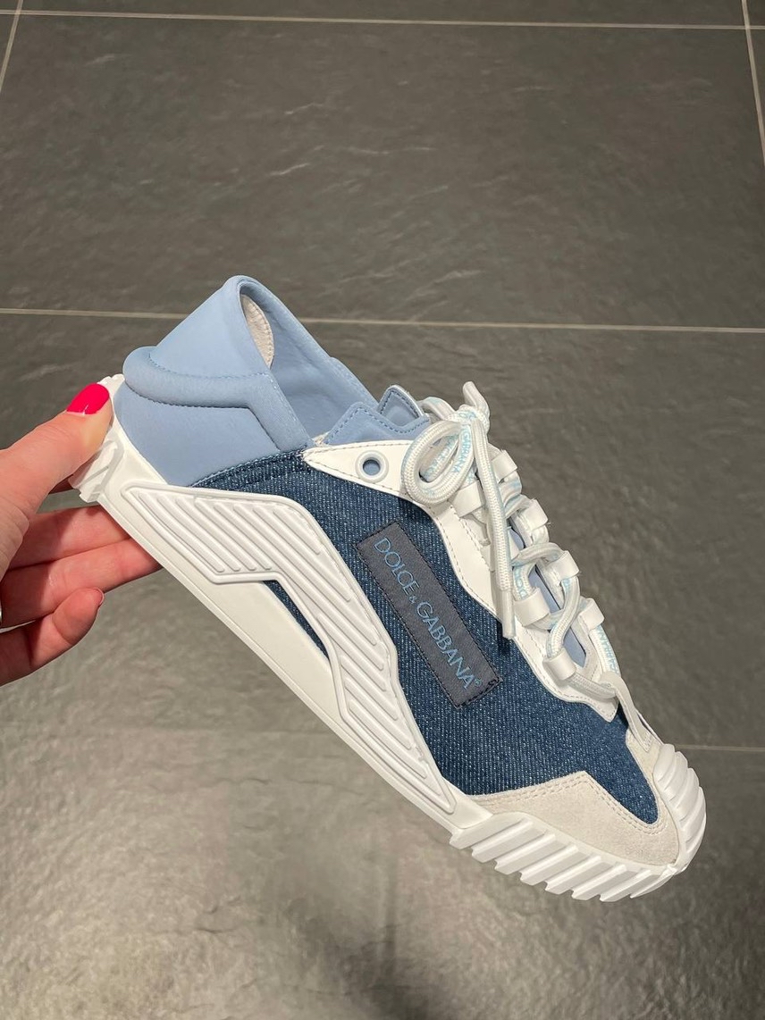 DOLCE & GABBANA Sneakers side view - Men's luxury Shoes