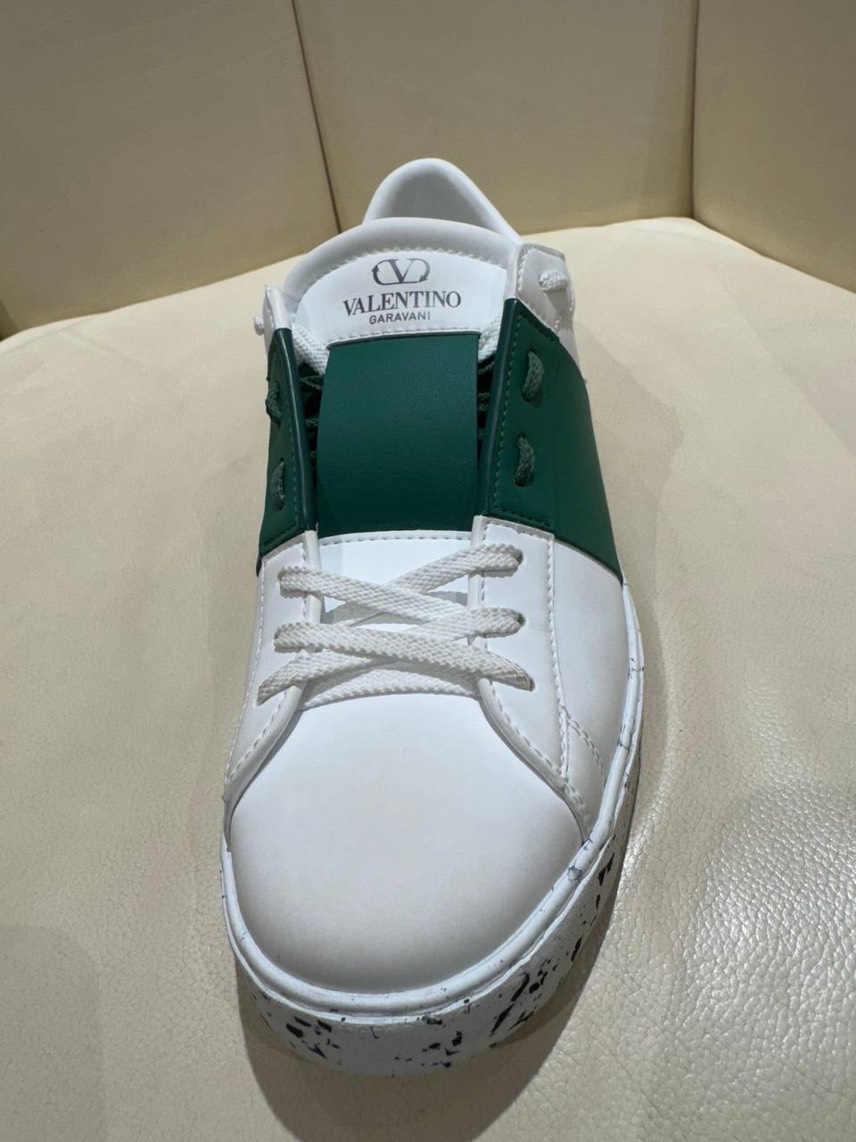 VALENTINO GARAVANI Sneakers side view - Men's luxury Shoes