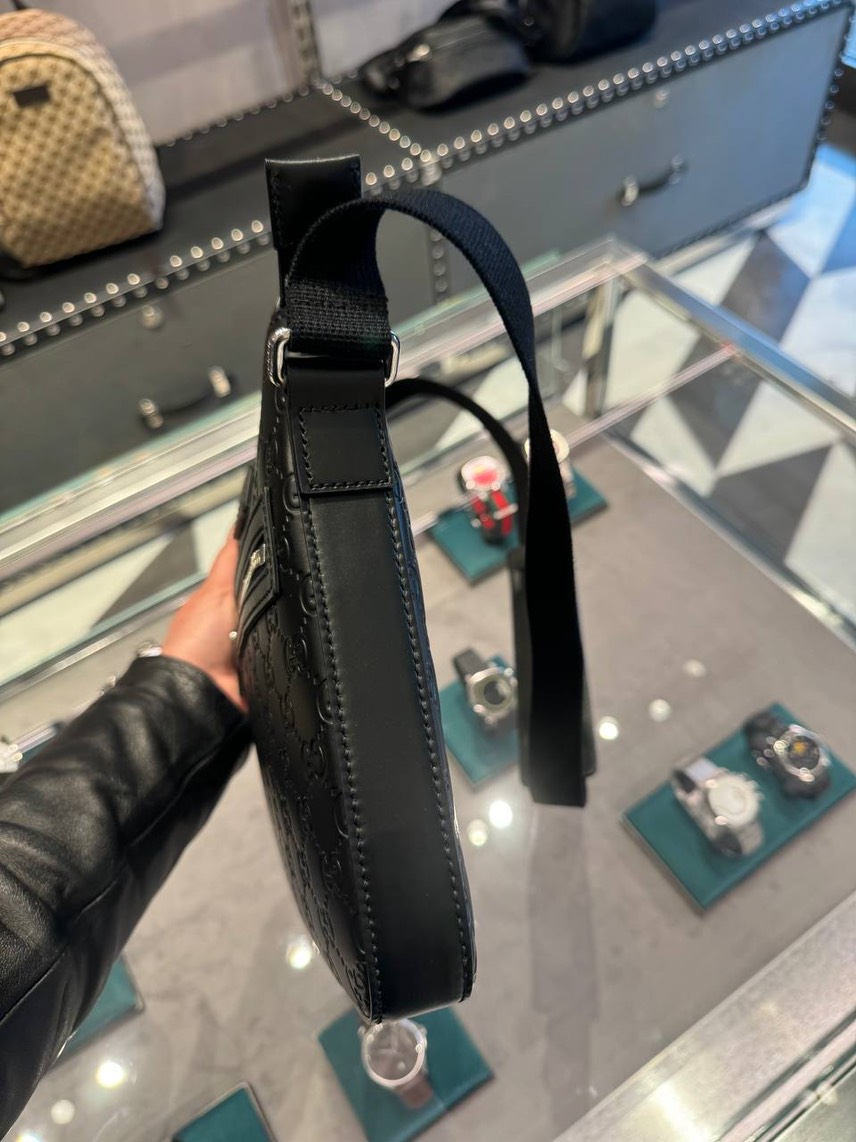 GUCCI Crossbody bags side view - Men's luxury Bags