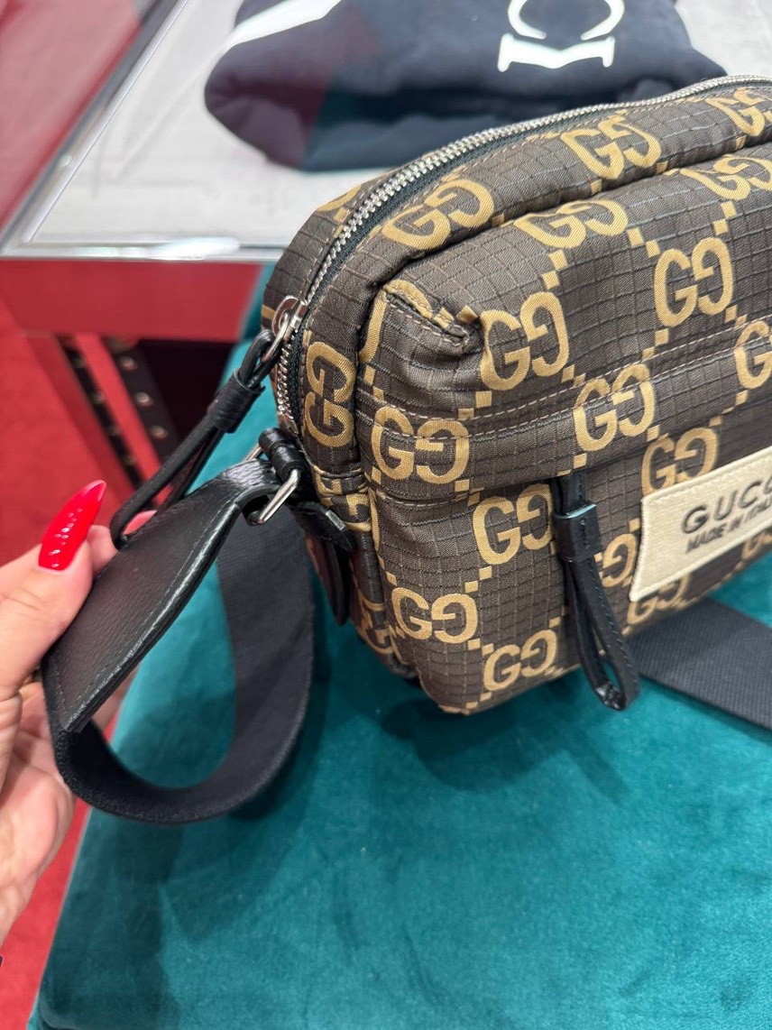 GUCCI Crossbody bags side view - Men's luxury Bags