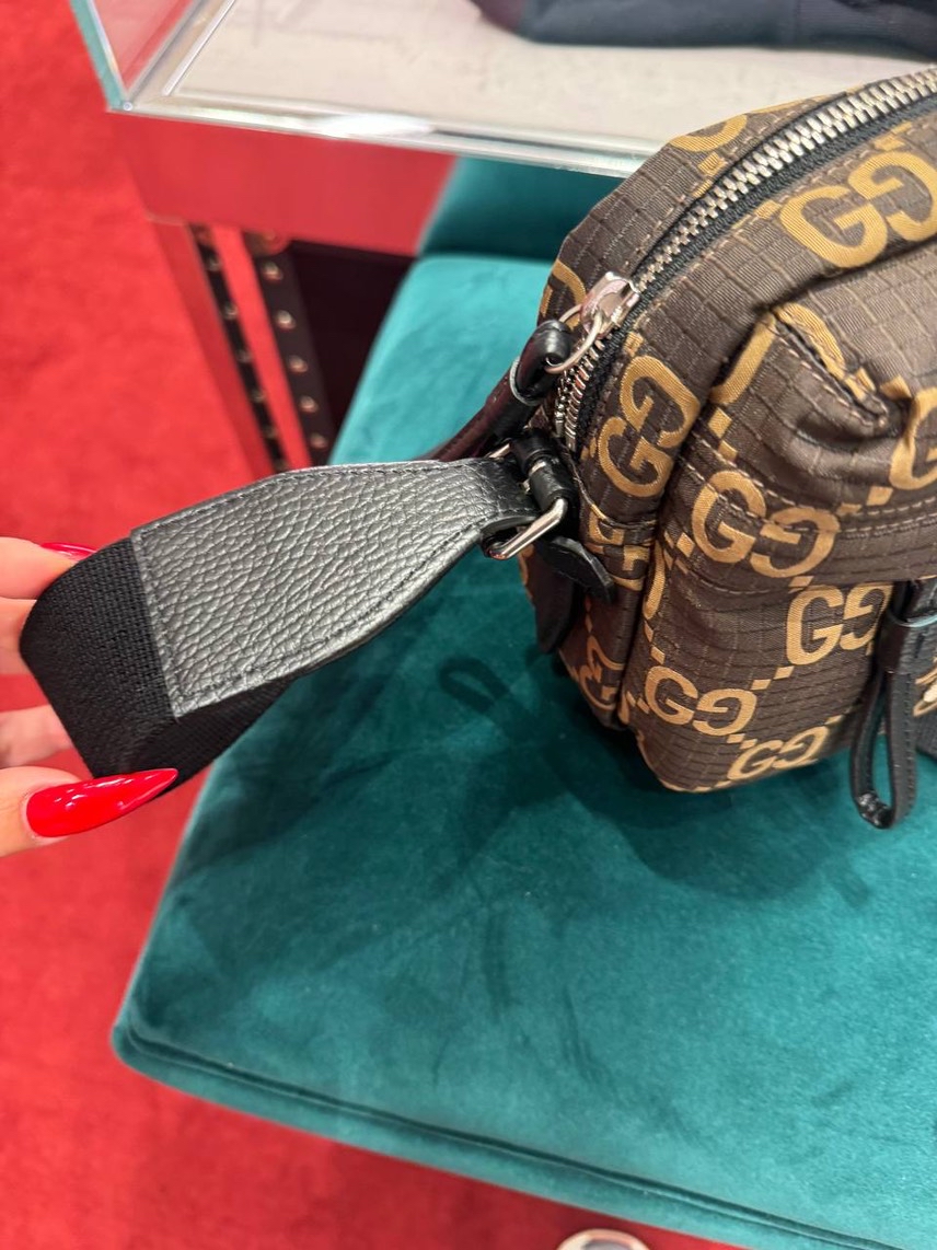 GUCCI Crossbody bags side view - Men's luxury Bags