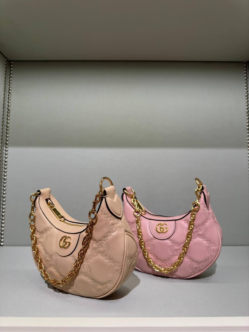 GUCCI Crossbody bags front view - Women's luxury Bags