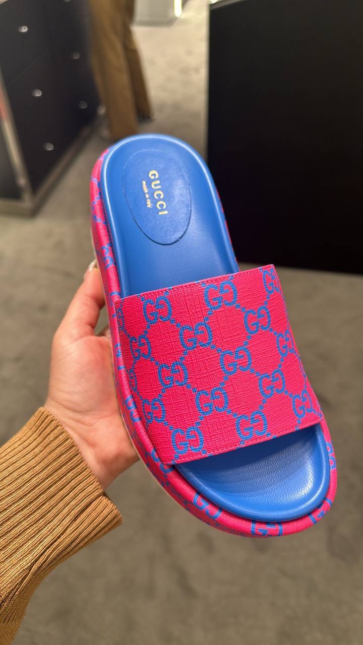 GUCCI Sandals side view - Women's luxury Shoes