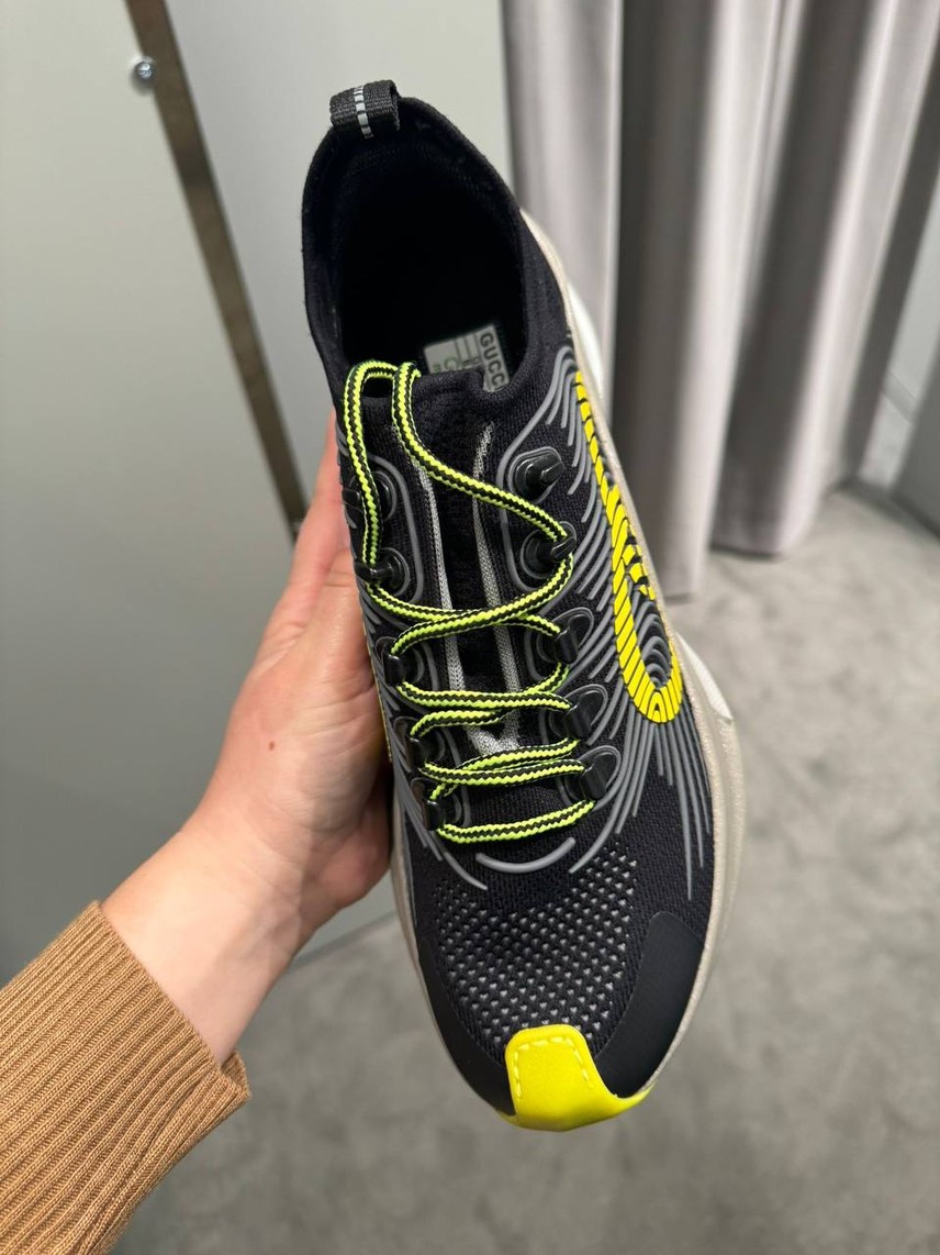 GUCCI Sneakers side view - Men's luxury Shoes