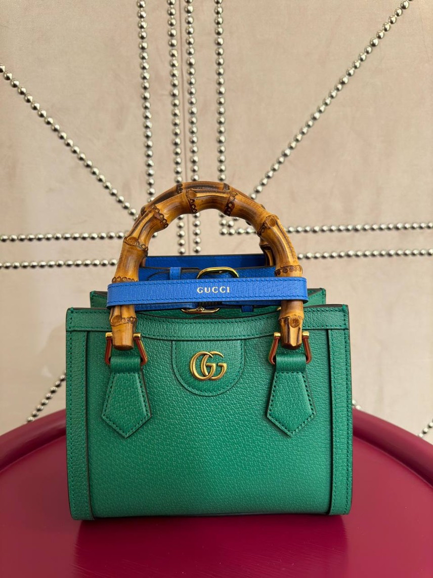 GUCCI Crossbody bags front view - Women's luxury Bags