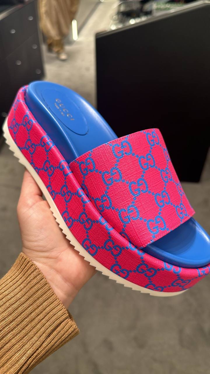 GUCCI Sandals front view - Women's luxury Shoes