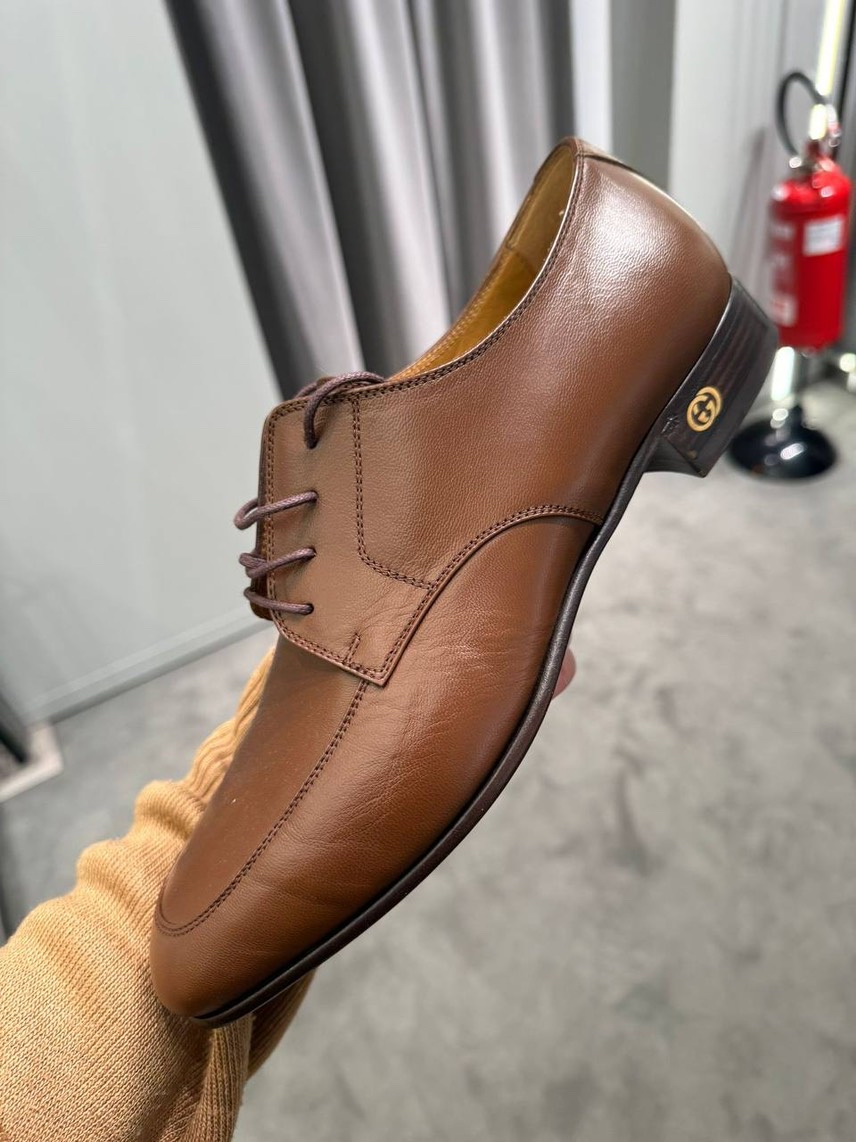GUCCI Lace-up shoes front view - Men's luxury Shoes