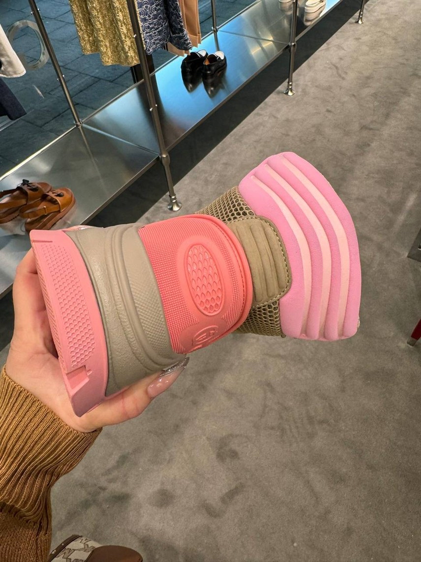 GUCCI Boots side view - Women's luxury Shoes