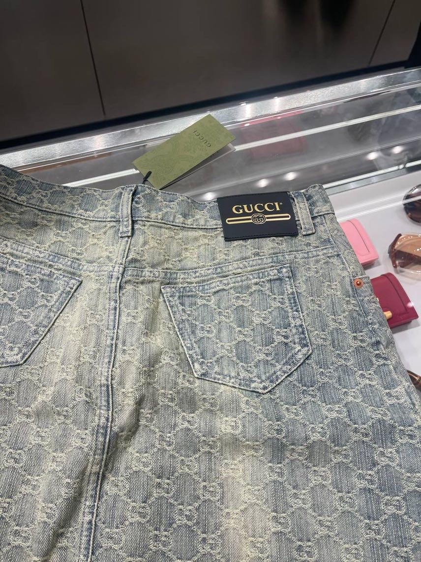 GUCCI Skirts side view - Women's luxury Clothes
