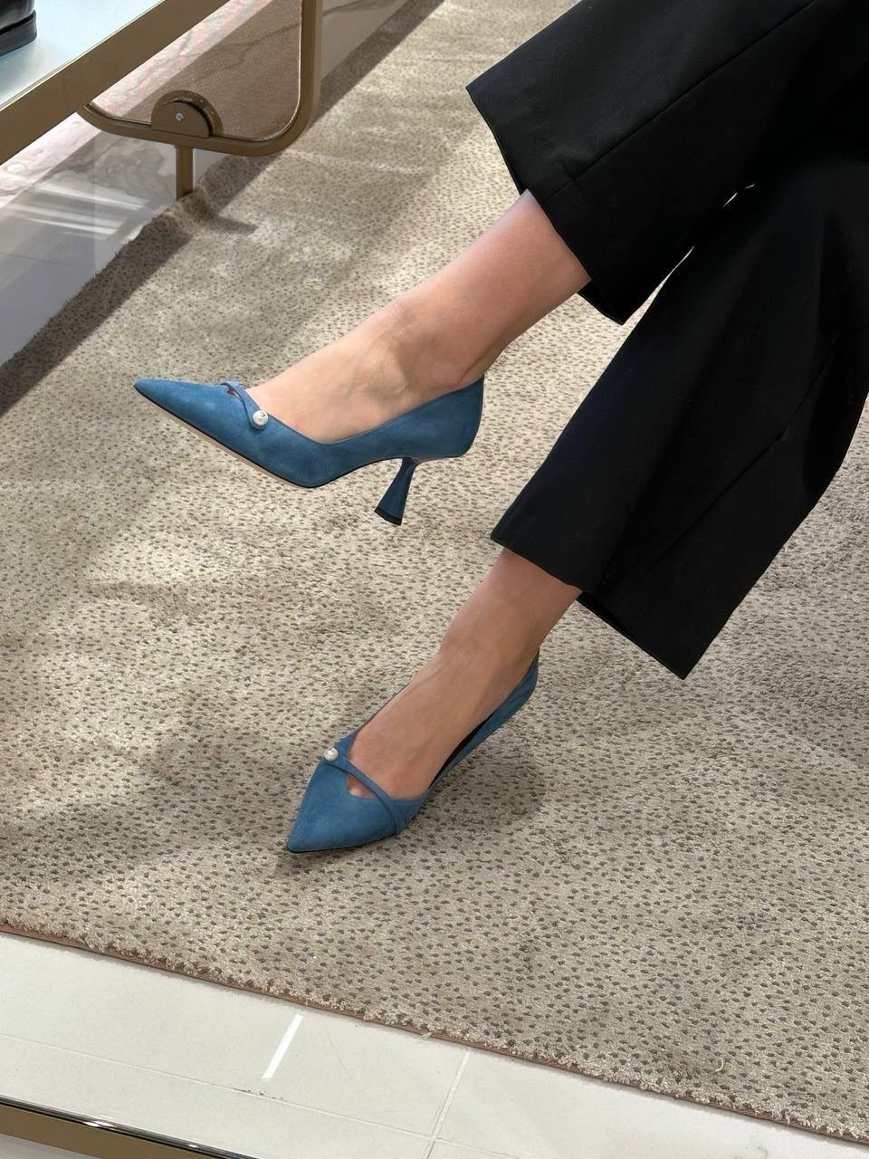 JIMMY CHOO Pumps front view - Women's luxury Shoes