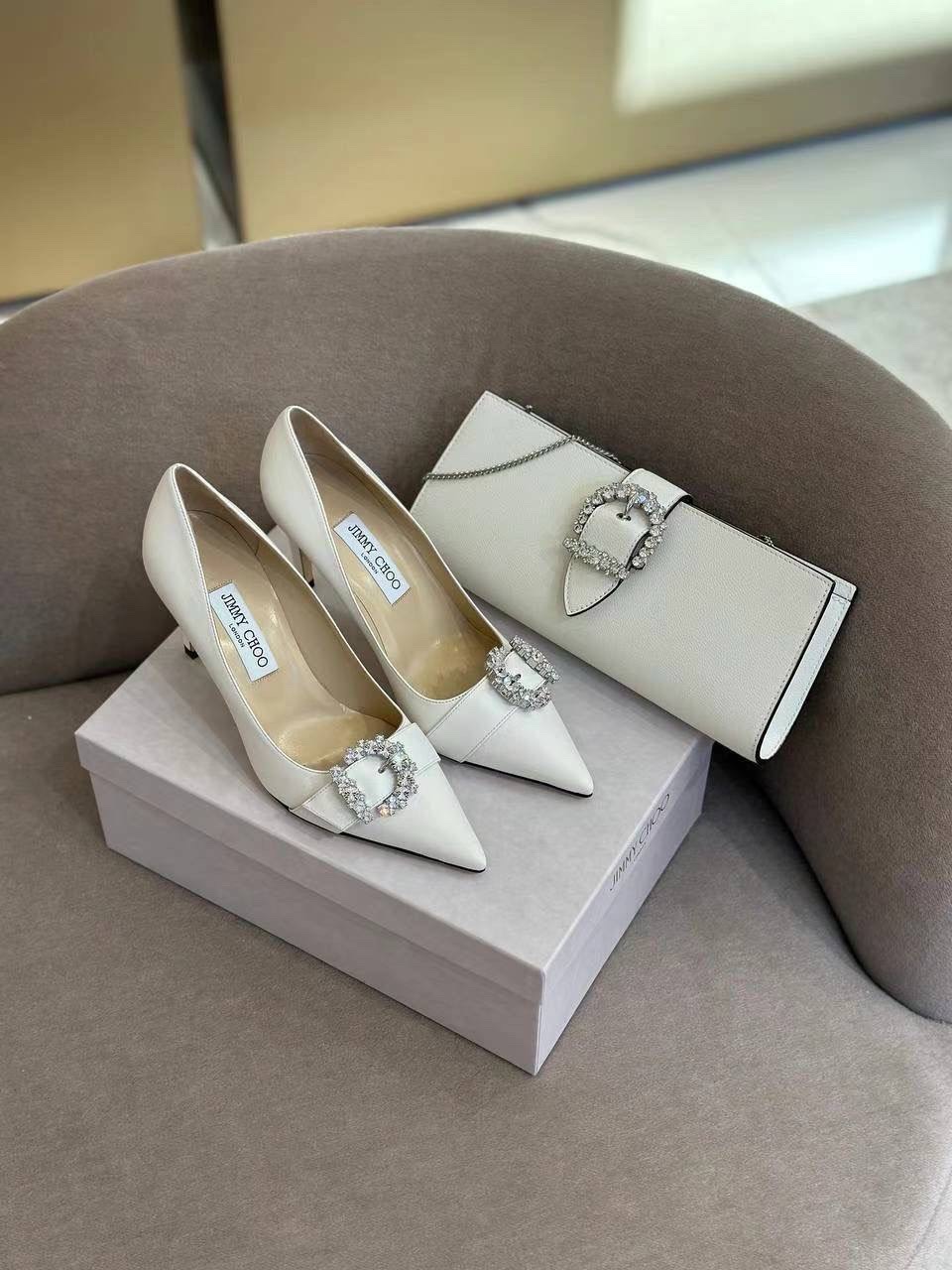 JIMMY CHOO Pumps side view - Women's luxury Shoes